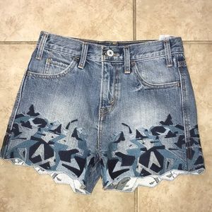 Levi’s shorts
